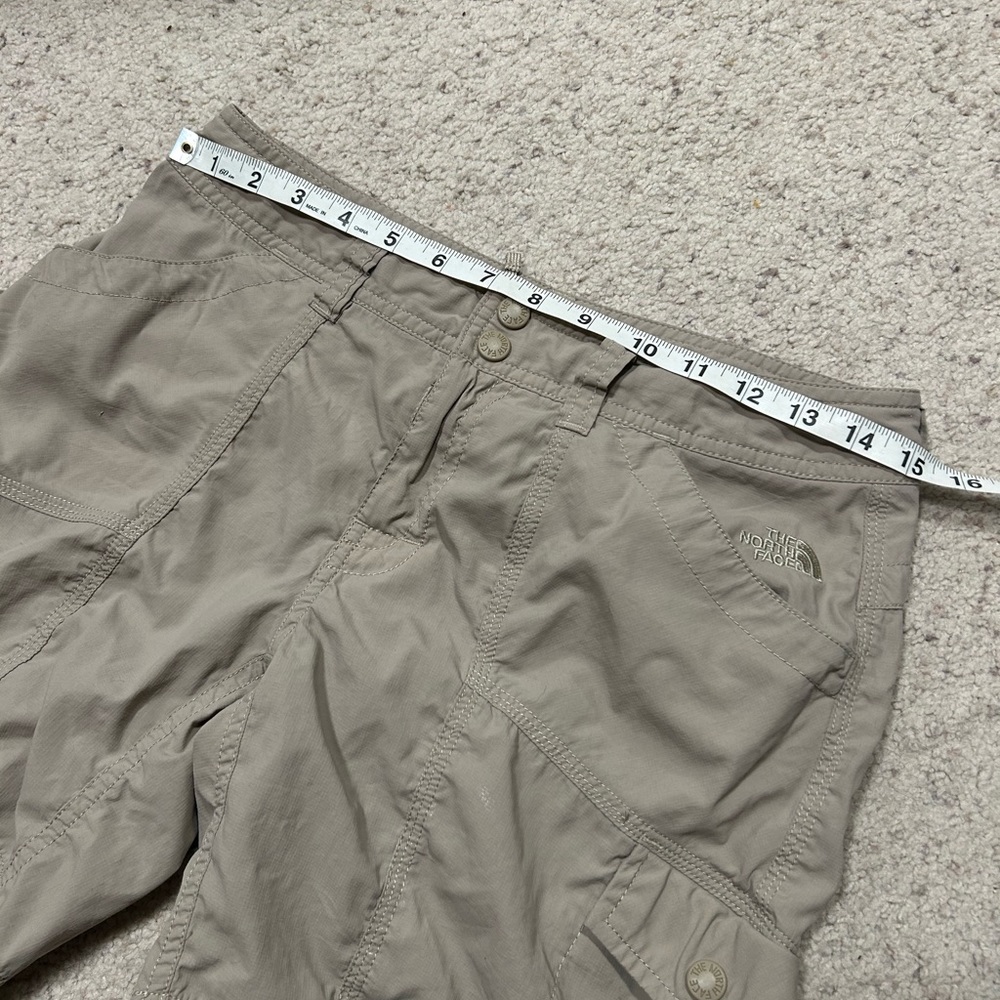 The North Face Quick Dry Khaki size 4 shorts - Picture 4 of 8